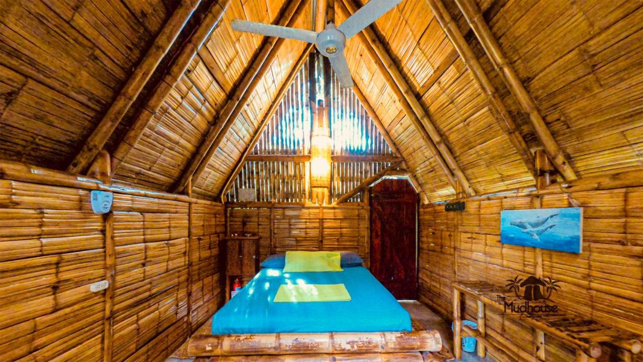 The Mudhouse Hostel Момпиче Екстериор снимка