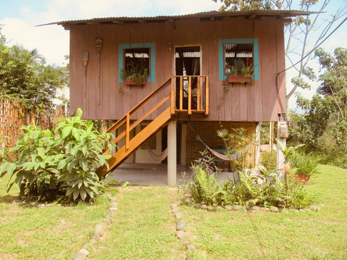The Mudhouse Hostel Момпиче Екстериор снимка