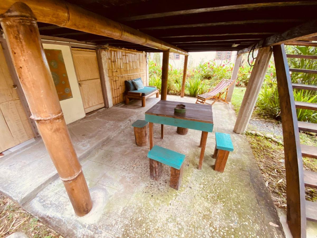 The Mudhouse Hostel Момпиче Екстериор снимка